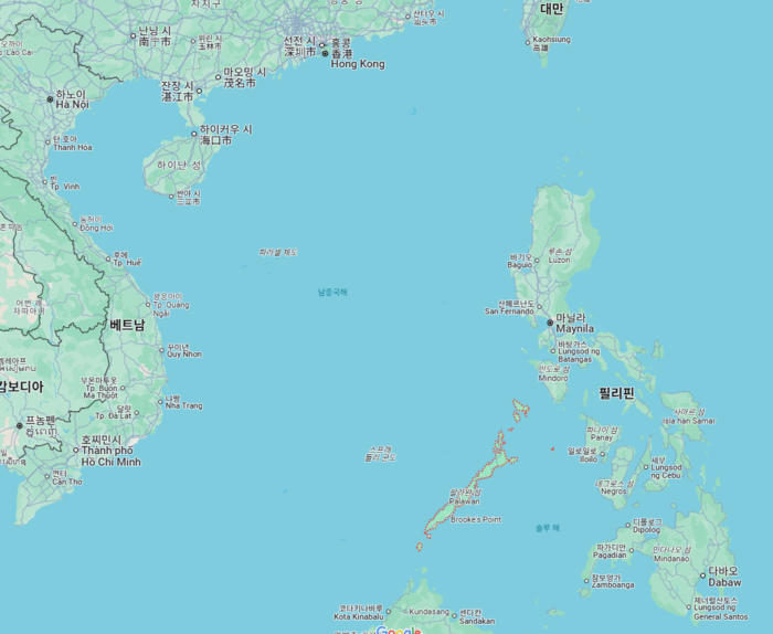 중국 영토에서 1500km 이상 떨어진 필리핀 섬 '팔라완'(빨간 점선). 사진=구글 지도 캡처