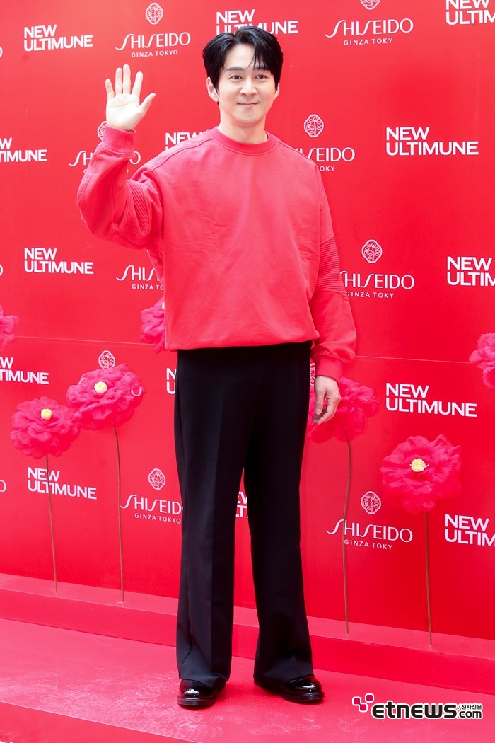 [ET포토] 권해성, '인사는 박력있게'