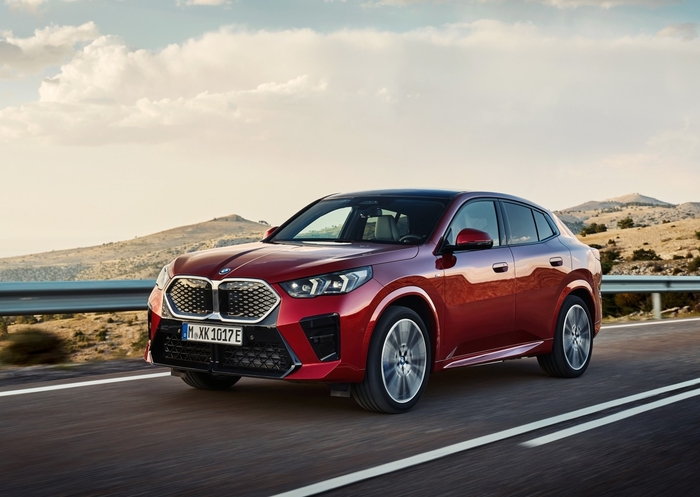 BMW 뉴 iX2 eDrive20.