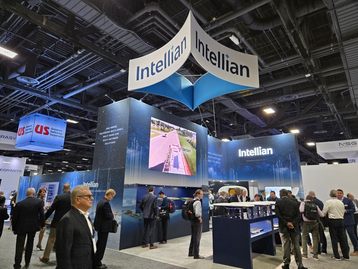 인텔리안테크 'Satellite 2025' 전시장 부스 사진