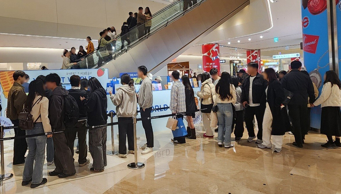 요거트월드X이웃집통통이 롯데월드몰 잠실 팝업스토어. 사진=요거트월드