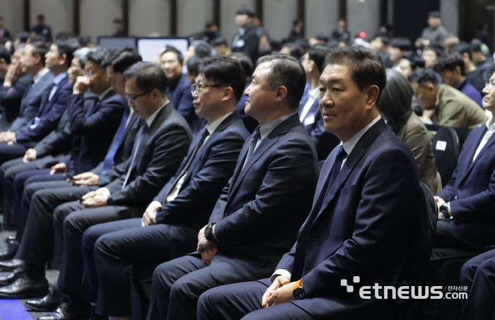 제56기 삼성전자 정기주주총회, 한종희 삼성전자 부회장