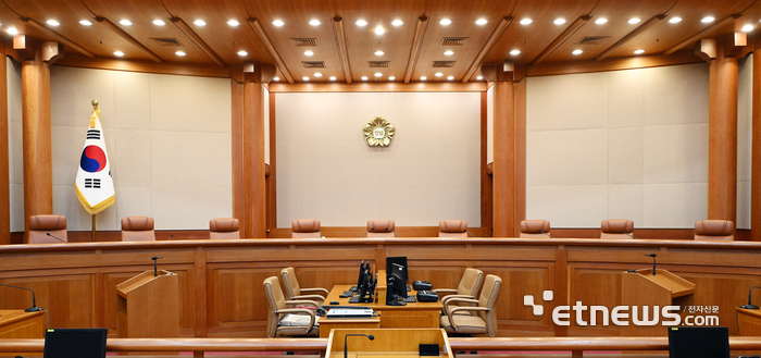 [포토] 윤석열 대통령 탄핵심판 선고 D-1, 헌법재판소