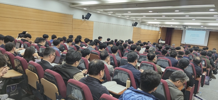 KOIIA-한국공작기계산업협회, '공작기계산업의 AI자율제조 세미나' 공동 개최