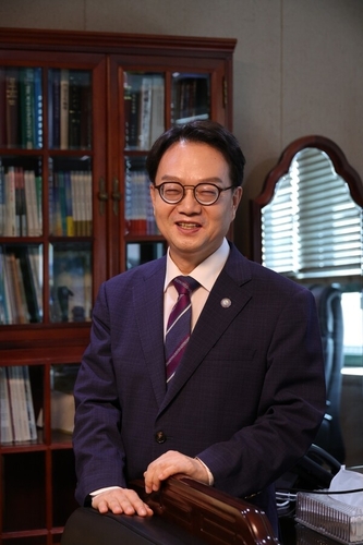 공병영 글로벌사이버대 총장 겸 한국원격대학협의회장