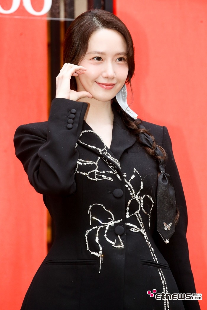 [ET포토] 윤아, '30이 넘어도 상큼'