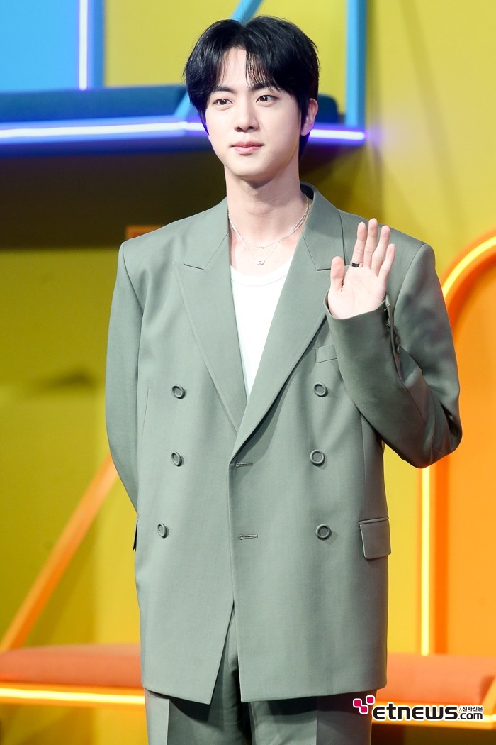 [ET포토] BTS 진, '선명한 잘생김'