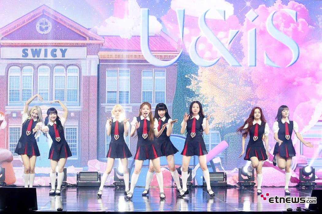 [ET포토] 유니스, '두번째 미니 스위시 발매'