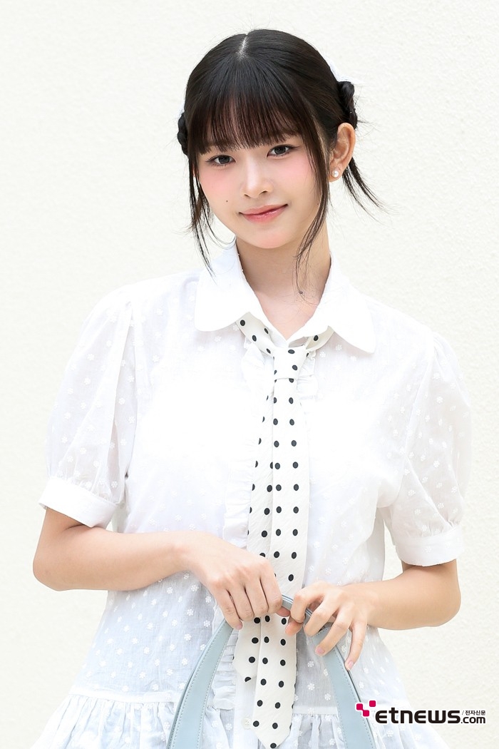 [ET포토] 아이브 레이, '스마트한 얼굴'