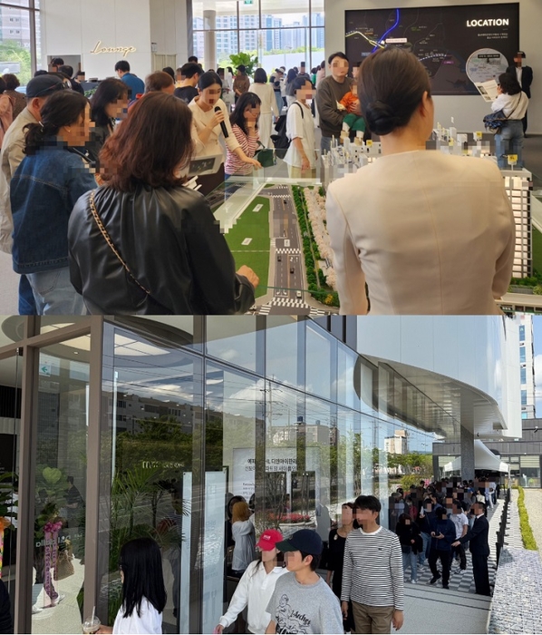 '태화강 에피트' 견본주택에 모형도를 둘러 보는 소비자(HL디앤아이한라 제공)