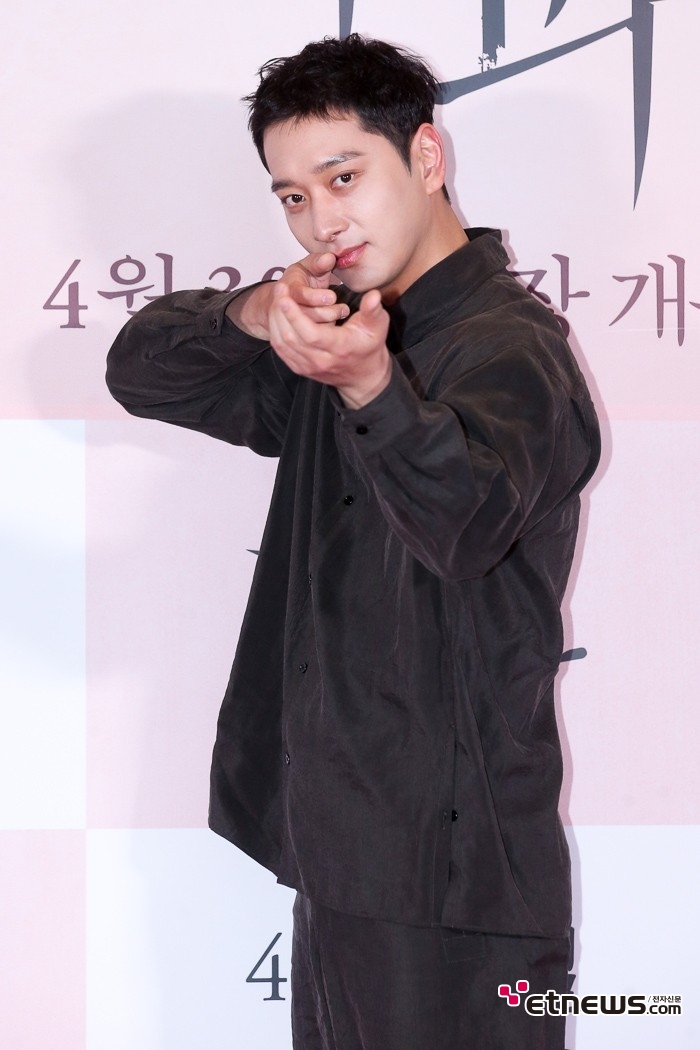 [ET포토] 황찬성, '타고난 저격수'