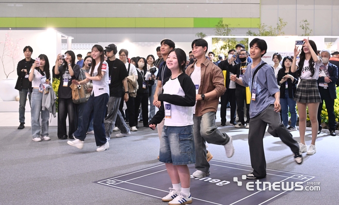 [포토] WIS 2025 KT 부스