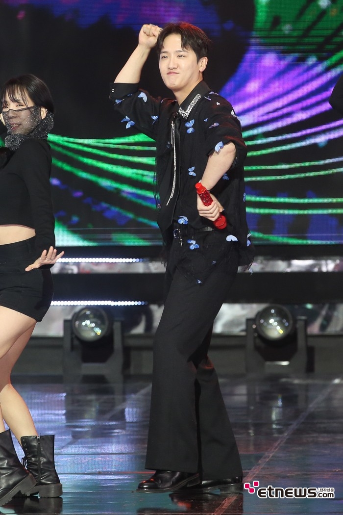 [ET포토] 하동근, '유쾌한 댄스'