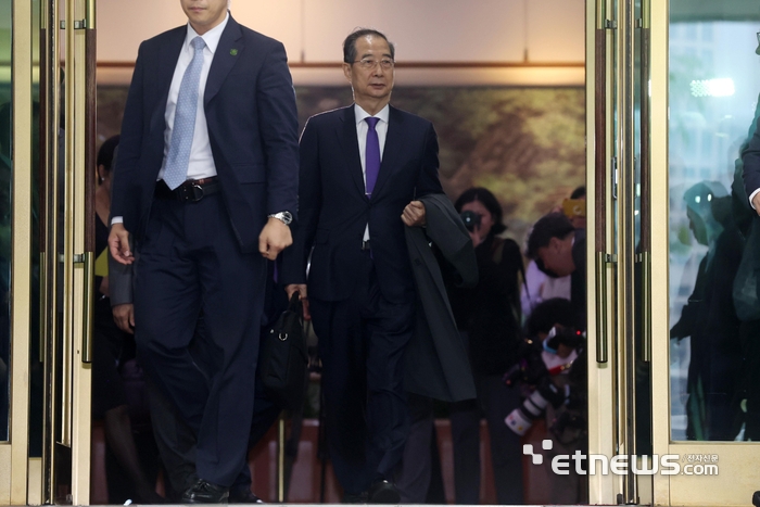 [포토] 국무총리직 내려놓는 한덕수