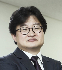 [정구민의 테크읽기]상하이모터쇼, 테슬라 따라잡기서 테슬라 넘어서기