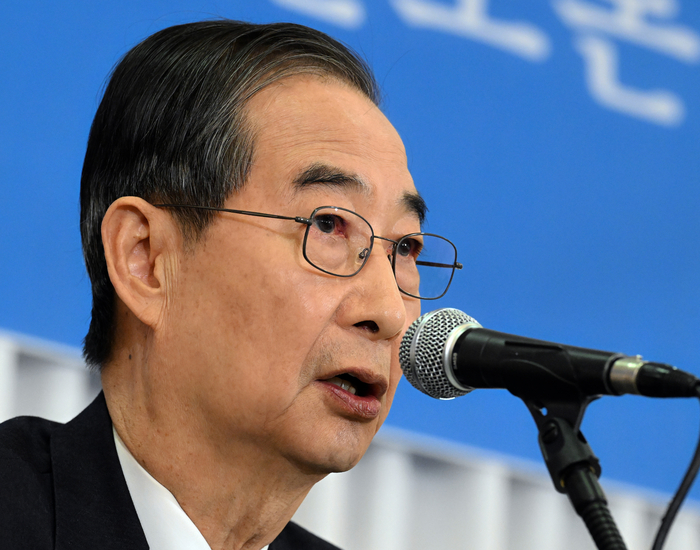 무소속 한덕수 대통령선거 예비후보가 6일 서울 중구 코리아나호텔에서 열린 관훈토론회에서 기조연설을 하고 있다. 연합뉴스