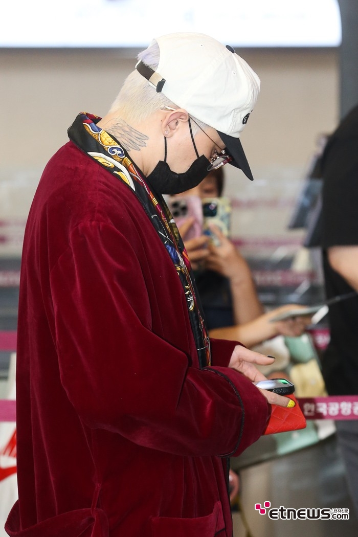 [ET포토] 지드래곤, '깔끔하게 정리한 은발 머리'