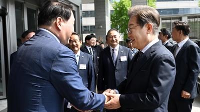 기사 썸네일