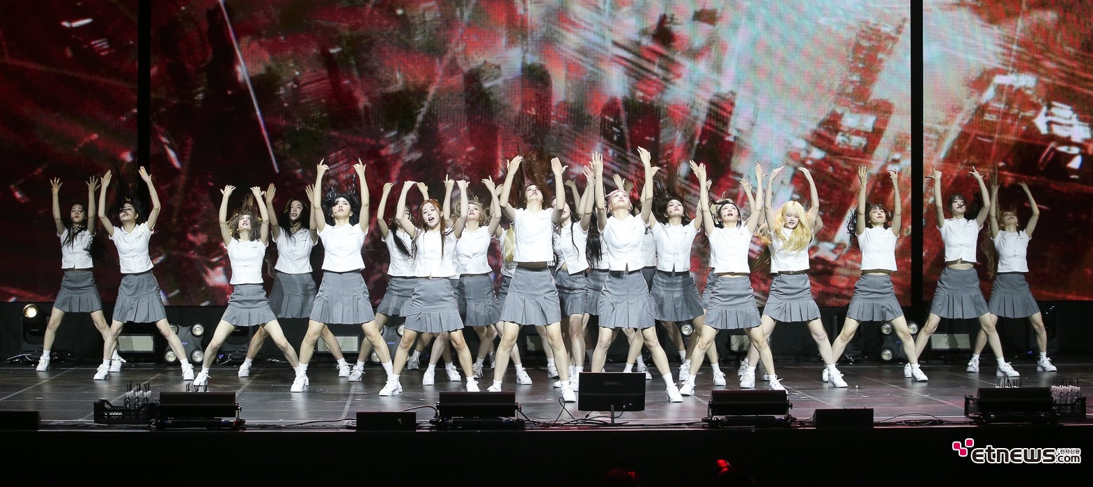 [ET포토] 트리플에스, '24인이 하나되어'