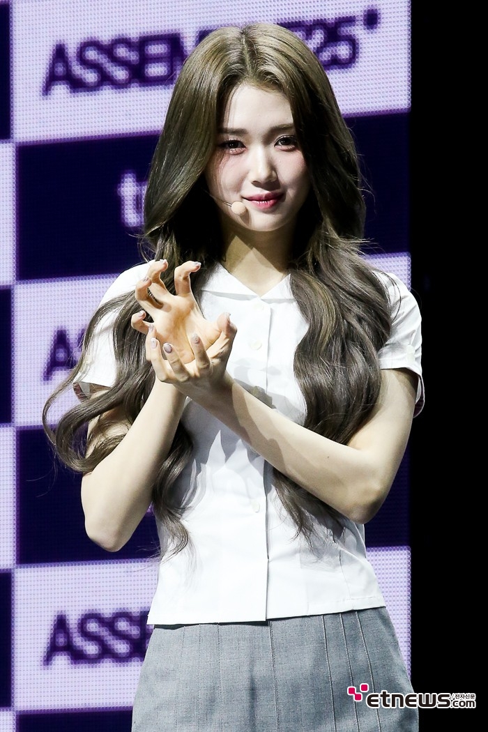 [ET포토] 트리플에스 공유빈, '선한 인상'