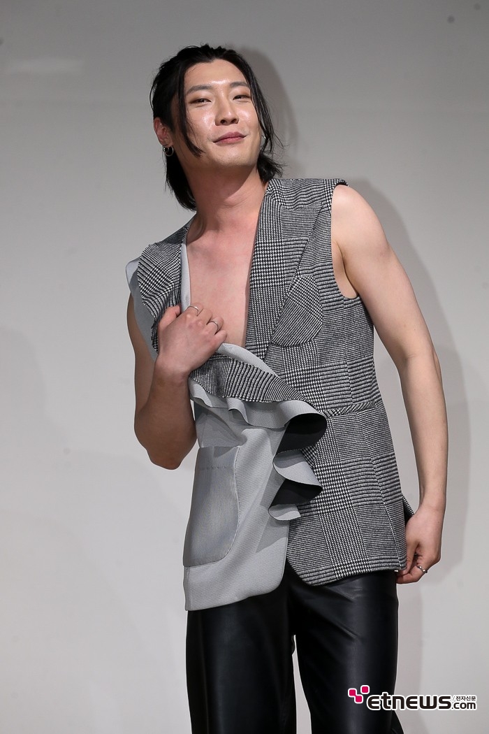 [ET포토] 투지 주논, '포즈는 과감하게'