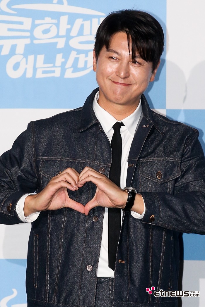 [ET포토] 류수영, '이름을 걸고 예능 프로그램 출연'