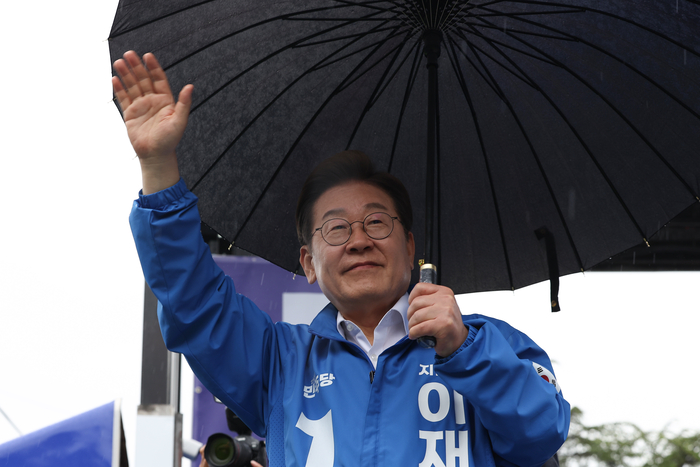 [대선 D-18] 이재명 “전기요금 장기적 인상…민생 탓에 당장 손 대기는 어려워”