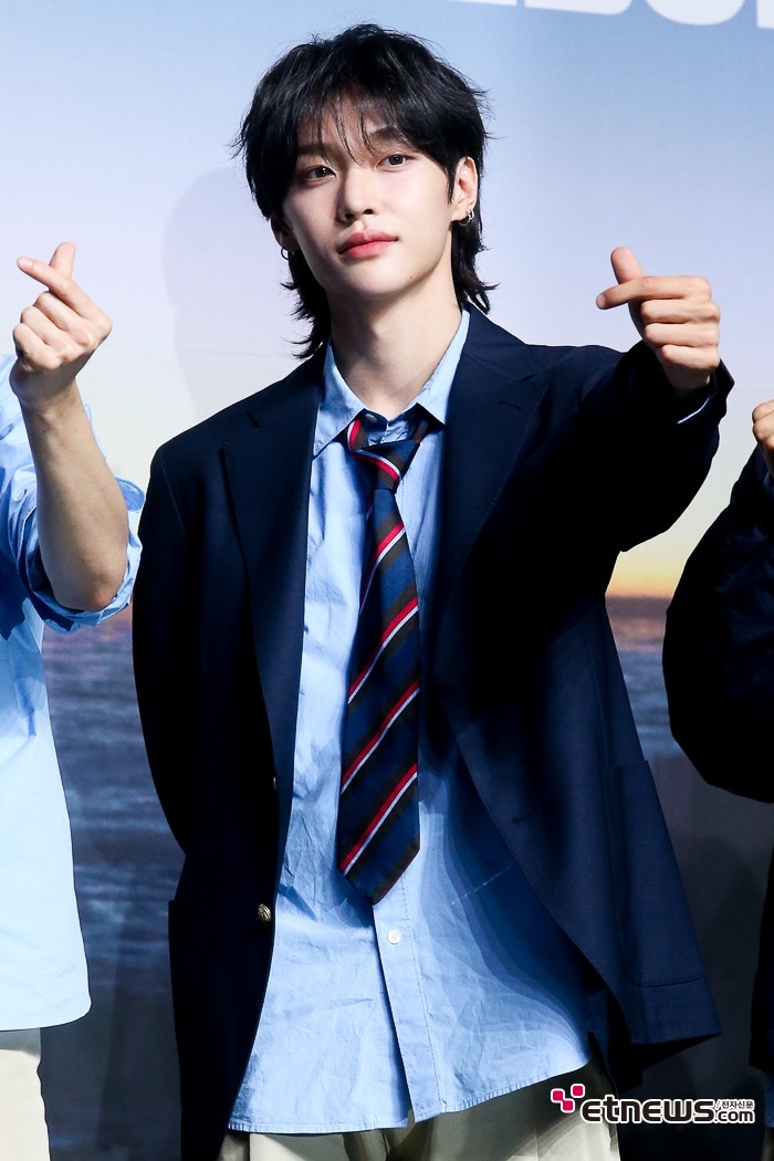 [ET포토] 라이즈 원빈, '여전한 조각 외모'