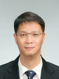 김한식 전국부 기자.