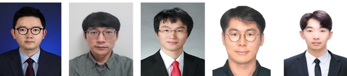 KBIOHealth 서승완 박사, 이기리 선임연구원, 유성근 박사, 한국광기술원 엄종현 박사, 전남대학교 박양규 교수(사진 왼쪽부터) 참여 연구진.