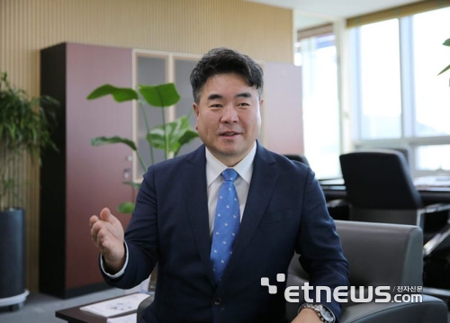 서용철 국립부경대 교수·전 부산과학기술고등교육진흥원장