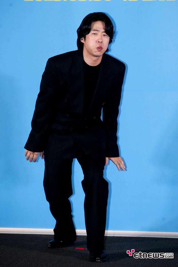 [ET포토] 안재홍, '히어로의 폐를 받은 남자'