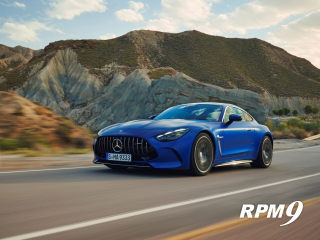 메르세데스-벤츠, 2도어 쿠페 '뉴 메르세데스-AMG GT 55 4MATIC+' 출시