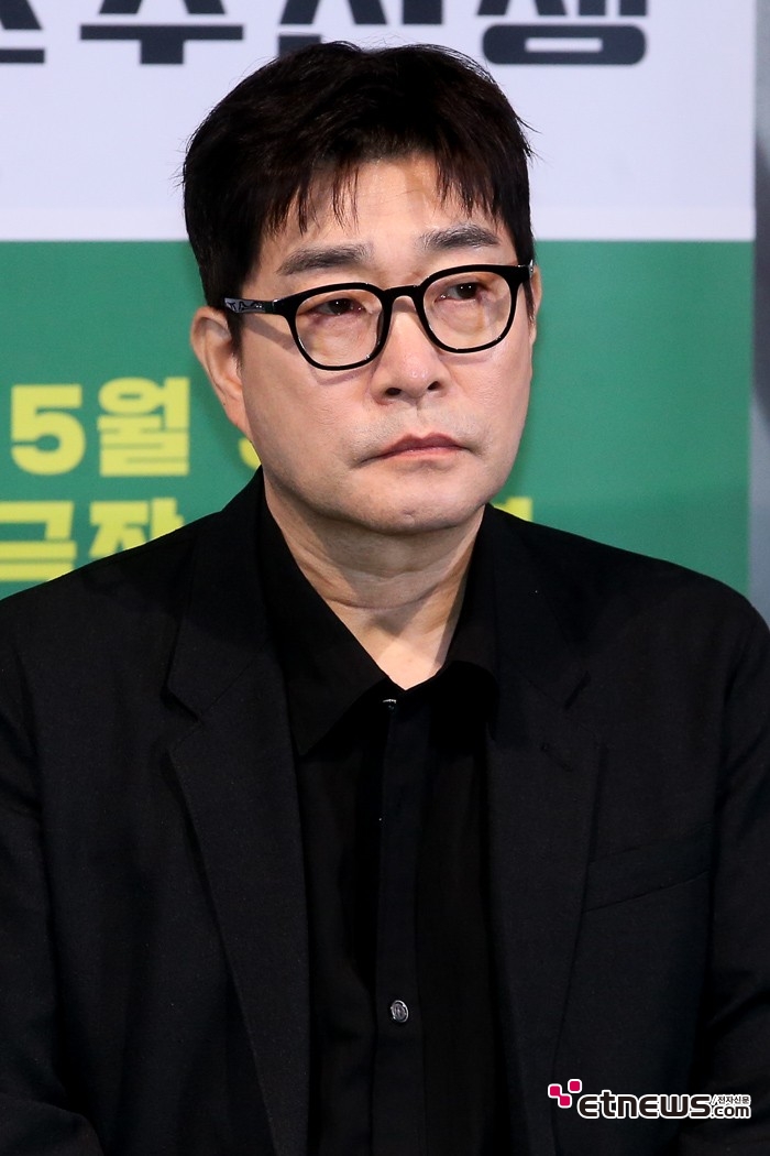 [ET포토] 손현주, '촬영중 부상당한 연기~아쉽게 편집'