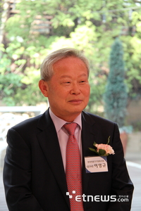 [기고]의료기기 산업, 도전과 혁신으로 미래를 그리다