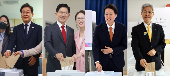 제21대 대통령선거 사전투표 첫날인 29일 더불어민주당 이재명 후보가 서울 서대문구 신촌동 주민센터 사전투표소에서 청년들과(왼쪽부터), 국민의힘 김문수 후보가 인천 계양구 계양1동 주민센터에서 딸 김동주 씨와, 개혁신당 이준석 후보가 경기도 화성시 동탄9동 행정복지센터에서, 민주노동당 권영국 후보가 전남 여수시 주암마을회관에서 각각 사전투표를 하고 있다. 연합뉴스