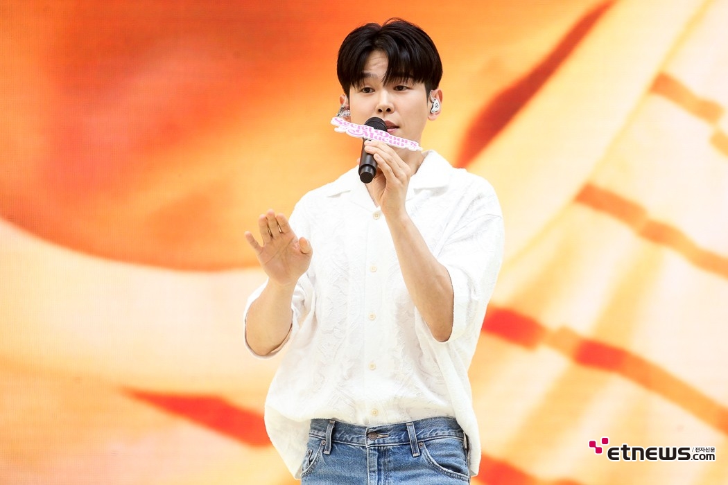 [ET포토] 폴킴, '계절에 어울리는 무대'