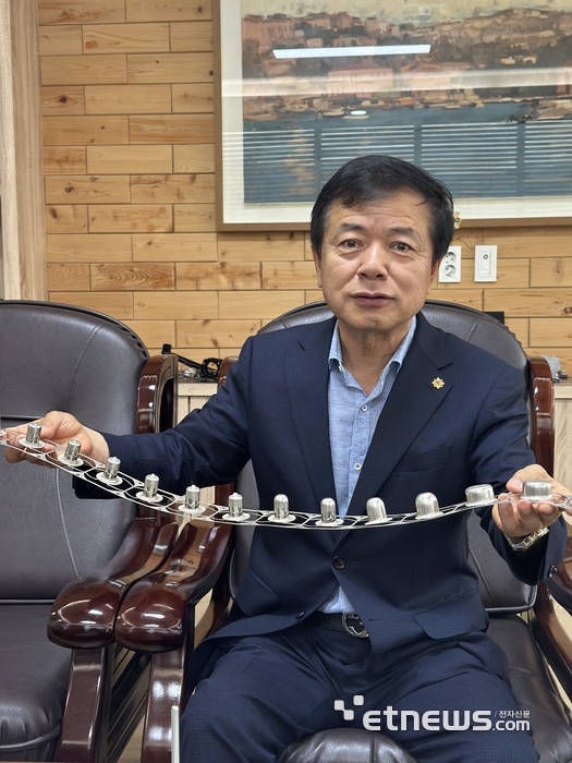 “프레스 금형으로 연 200억”…뿌리기업에 25년간 기업은행 꾸준한 금융지원