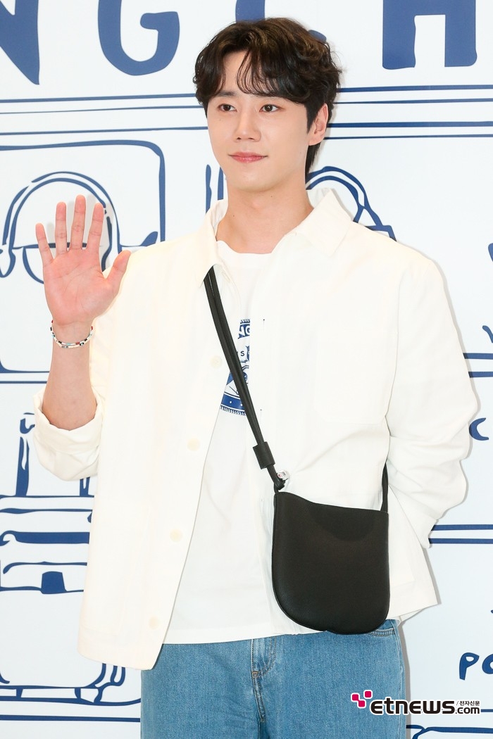 [ET포토] 이준영, '얼굴에 꽉찬 매력'