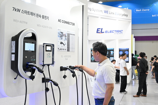 EV트렌드코리아 2025 개막…EV 어워즈 수상 기업 공개