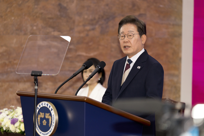 [뉴스줌인] 李 취임사 속 실용주의 “김대중·박정희 정책 구별 없다”