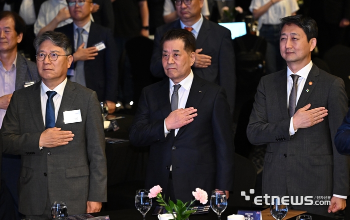 [포토] 제26회 철의날 기념식 열려