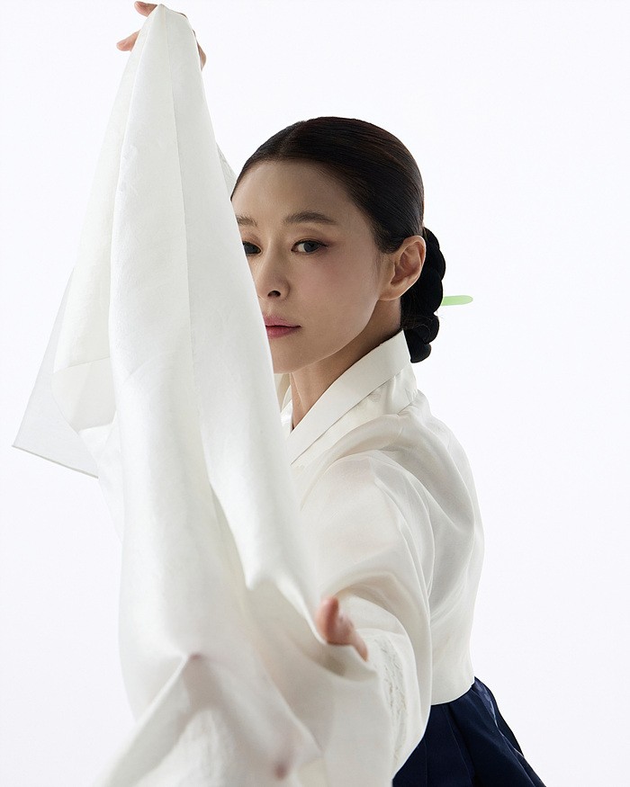 예지원, 화사한 한복 자태로 건강 MC로서의 다짐 전해