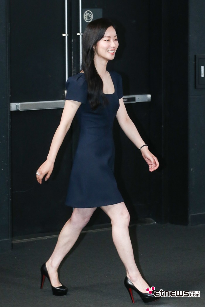 [ET포토] 전여빈, '발랄한 발걸음'