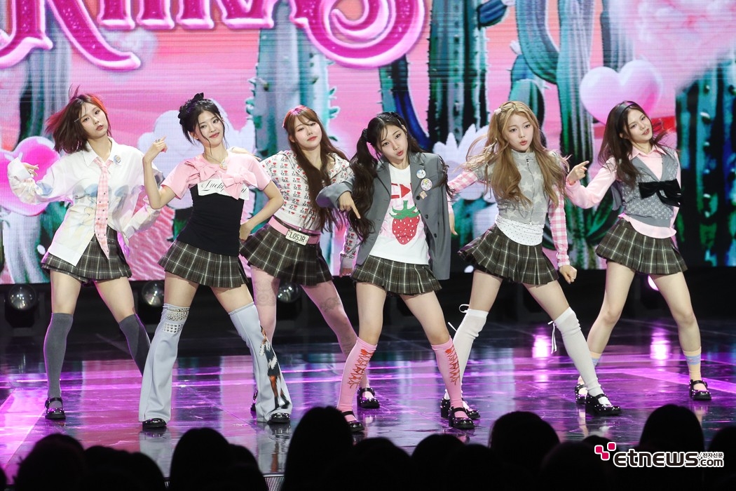 [ET포토] 키라스, '패셔너블한 아이돌'