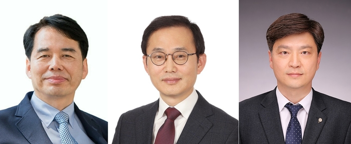 (왼쪽부터) 정성화 기초학문융합연구원장, 한동석 첨단기술융합연구원장, 김상현 바이오융합연구원장