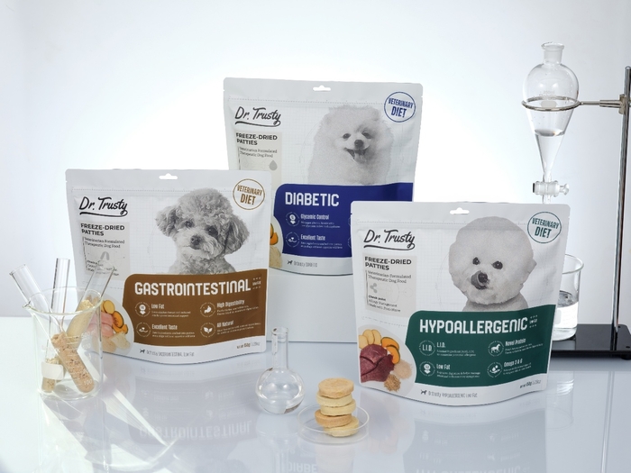 림피드의 세계 최초 동결건조 처방사료 브랜드 '닥터트러스티' 제품군