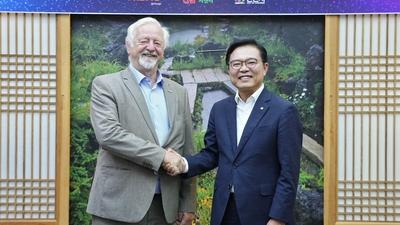 기사 썸네일