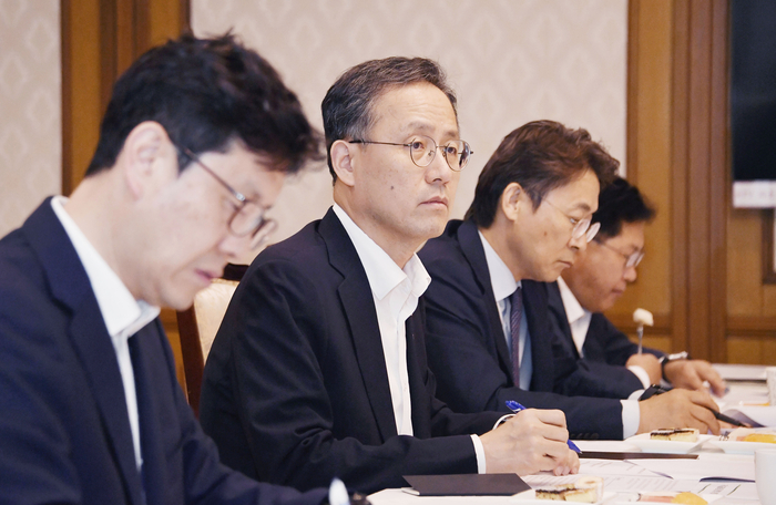 이형일 기재부 장관 직무대행 1차관이 13일 중동사태 관련 관계기관 합동 점검회의를 개최했다.[기재부 제공]