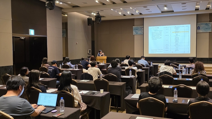 전북디자인센터는 12~13일 이틀간 남원 스위트호텔에서'전북특별자치도 디자인기업 역량강화 워크숍'을 개최했다.